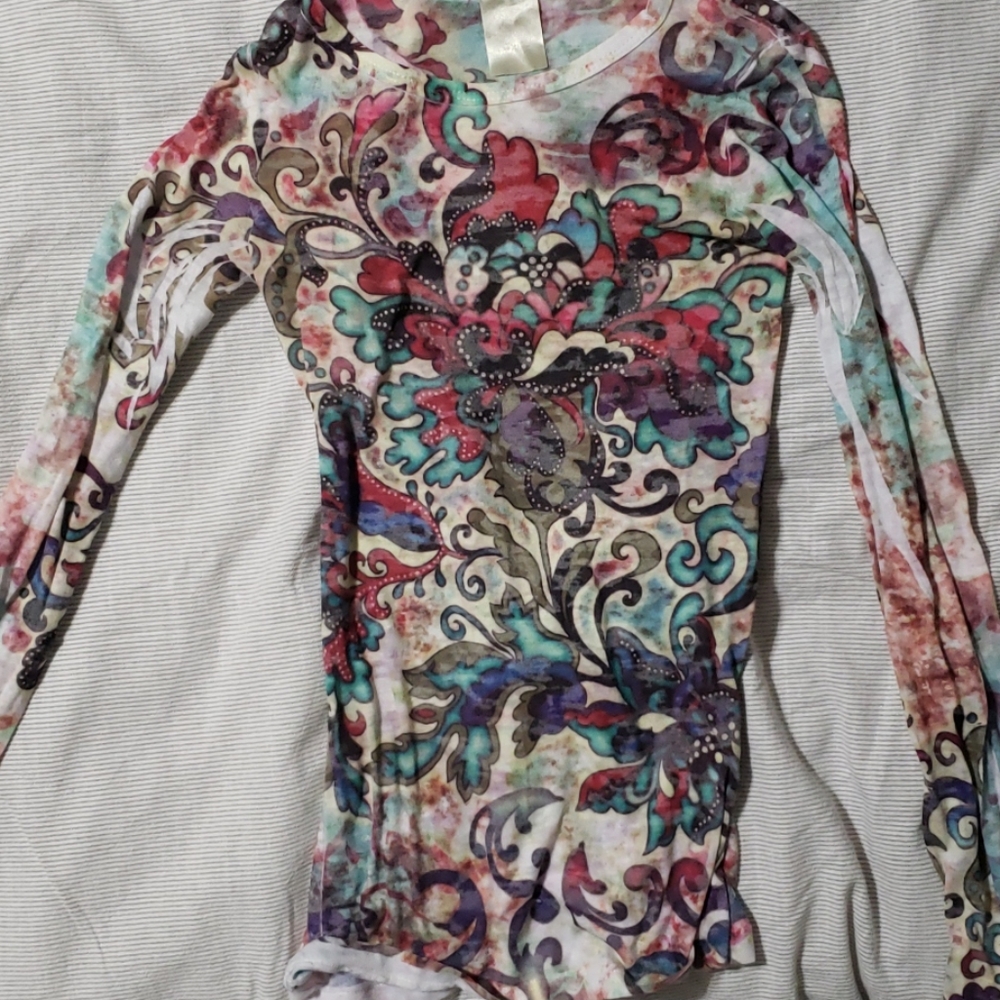 Long sleeved shirt
